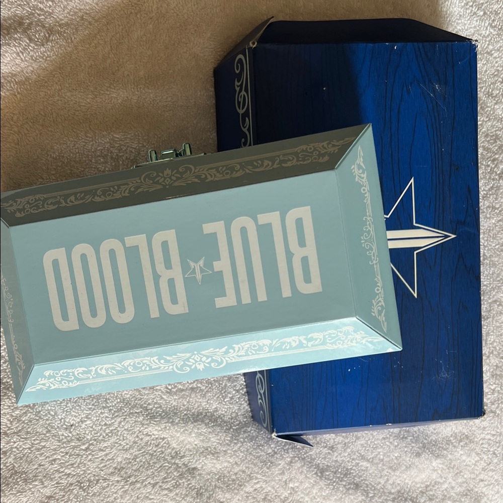 Jeffree Star Blue Blood Decorative Box Set